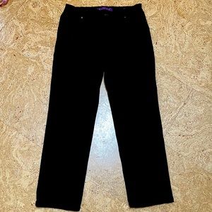 EUC Gloria Vanderbilt black Amanda jeans size 12P